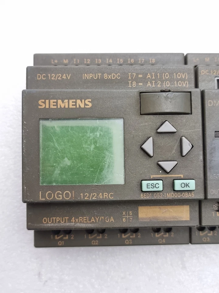 Siemens 6ED1052-1MD00-0BA5 Logo With 6ED1055-1MB00-0BA1 Expansion Module 12/24V